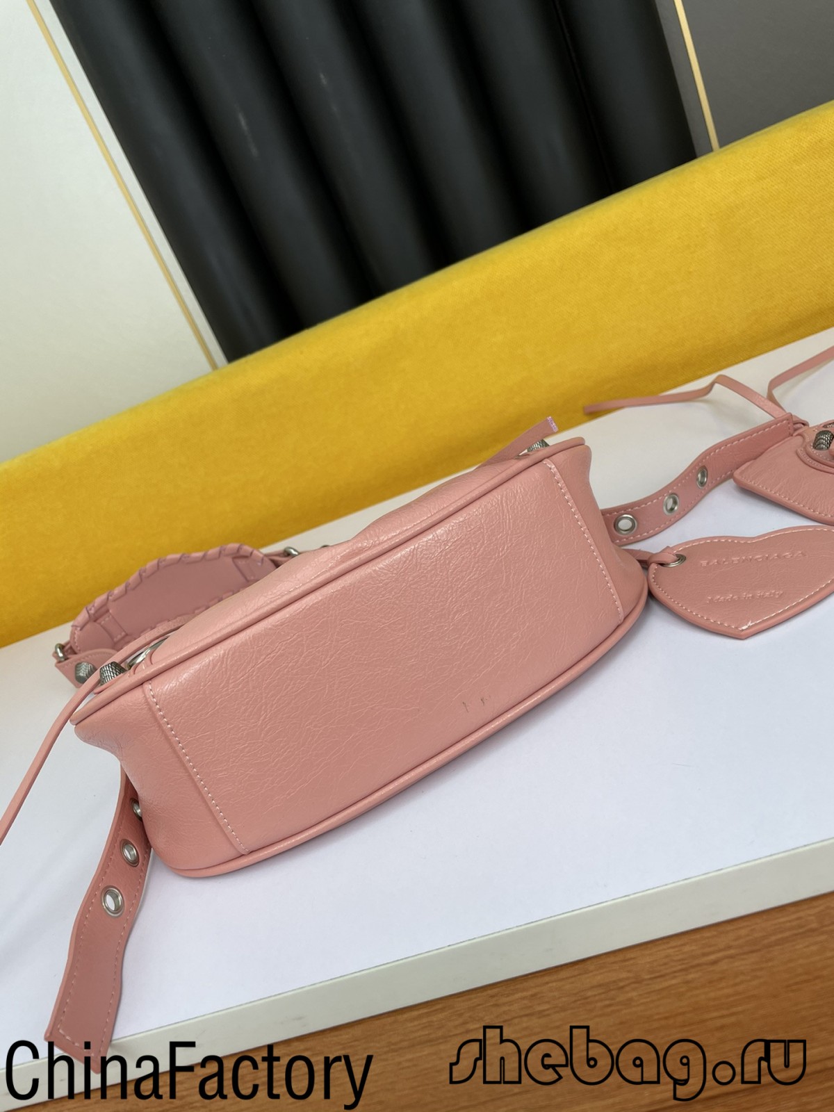 Balenciaga shoulder bag replica: Le Cagole (2022 edition)-Best Quality Fake designer Bag Review, Replica designer bag ru