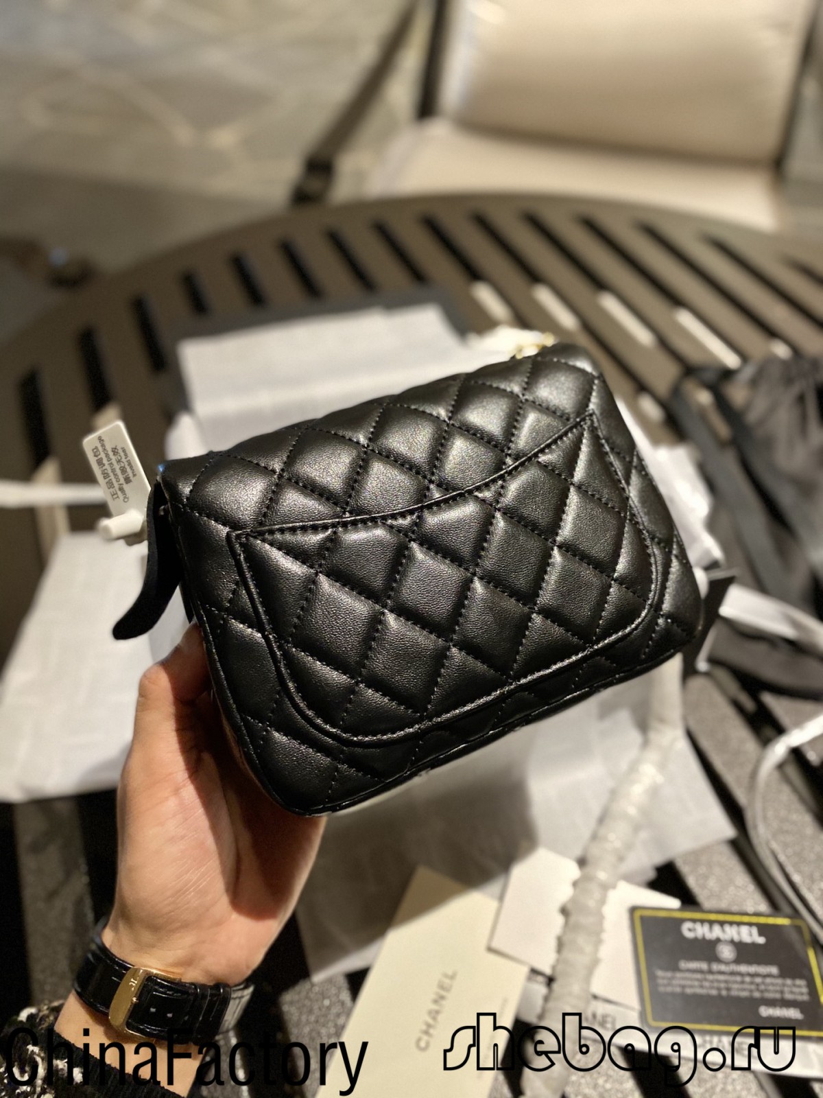 1:1 Chanel bag replica: classic flap with adjustable chain (2022 Hottest)-Best Quality Fake Louis Vuitton Bag Online Store, Replica designer bag ru