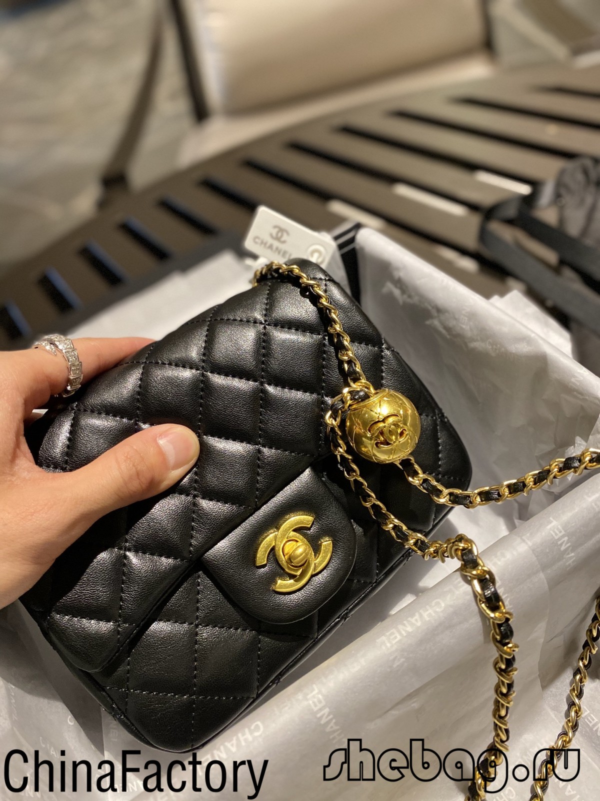 1:1 Chanel bag replica: classic flap with adjustable chain (2022 Hottest)-Best Quality Fake Louis Vuitton Bag Online Store, Replica designer bag ru