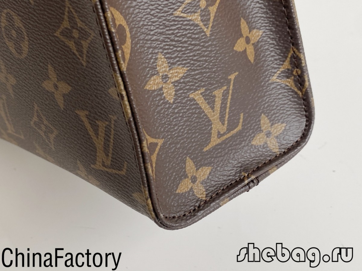 1:1 Louis Vuitton replica bag mini style: LV Petit Sac Plat (2022 Hottest)-Best Quality Fake Louis Vuitton Bag Online Store, Replica designer bag ru