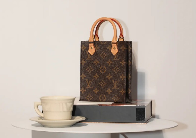 louis vuitton replica tote bags online shopping: Mini Tote Petit Sac Plat (2022 updated)-Best Quality Fake Louis Vuitton Bag Online Store, Replica designer bag ru