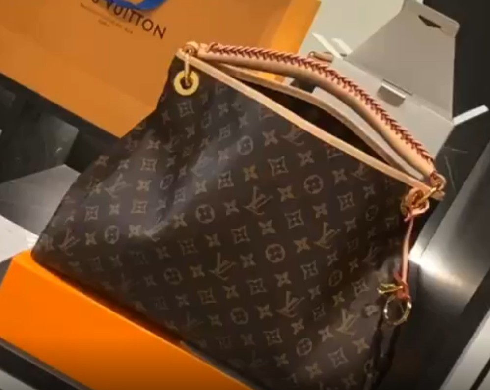 Where can I find Louis Vuitton artistic bag replica? (2022 updated)-Best Quality Fake Louis Vuitton Bag Online Store, Replica designer bag ru