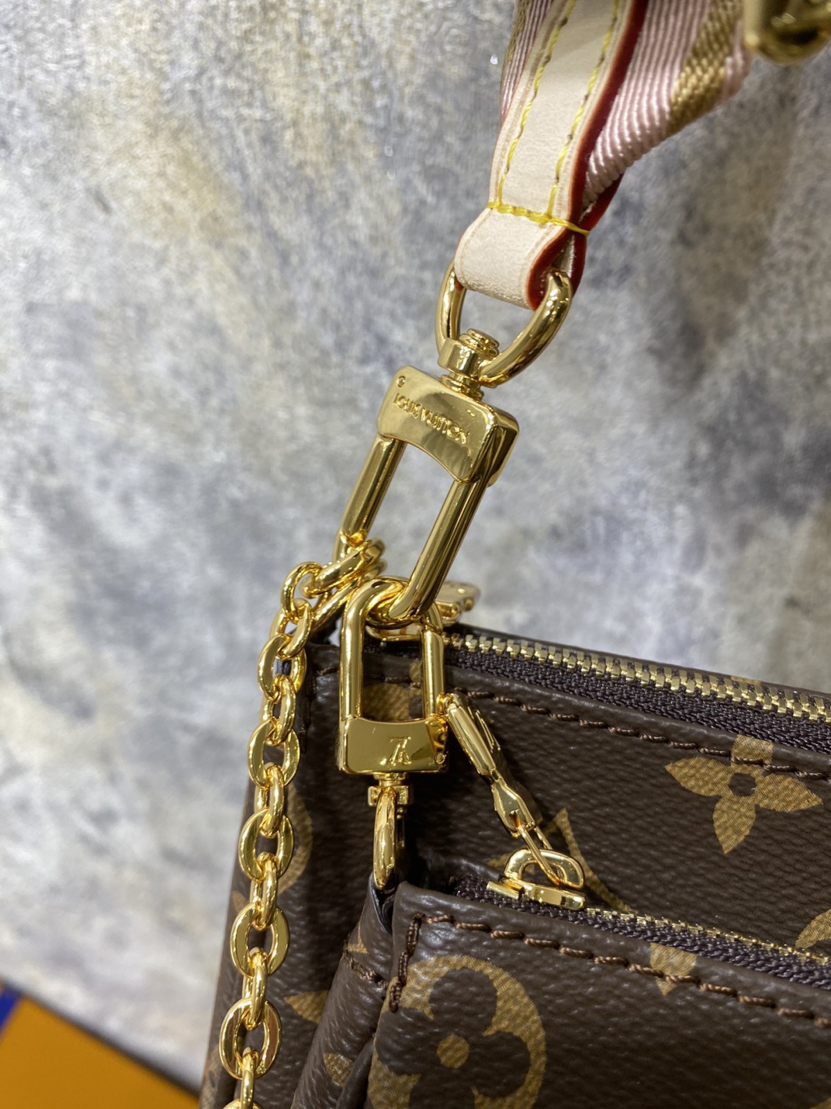 How can I buy Louis Vuitton bag strap replica online？(2022 latest)-Best Quality Fake Louis Vuitton Bag Online Store, Replica designer bag ru