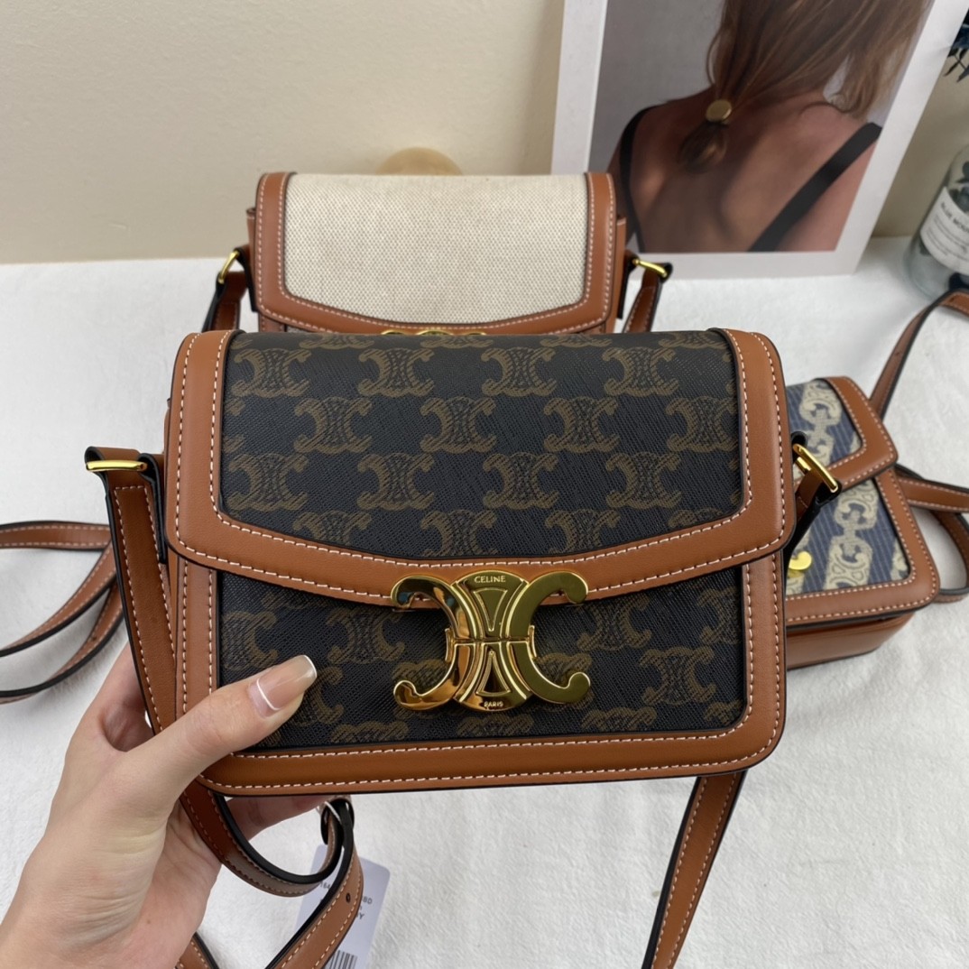 One of the most popular replica bags this year: Celine Triomphe (2022 edition)-Best Quality Fake Louis Vuitton Bag Online Store, Replica designer bag ru