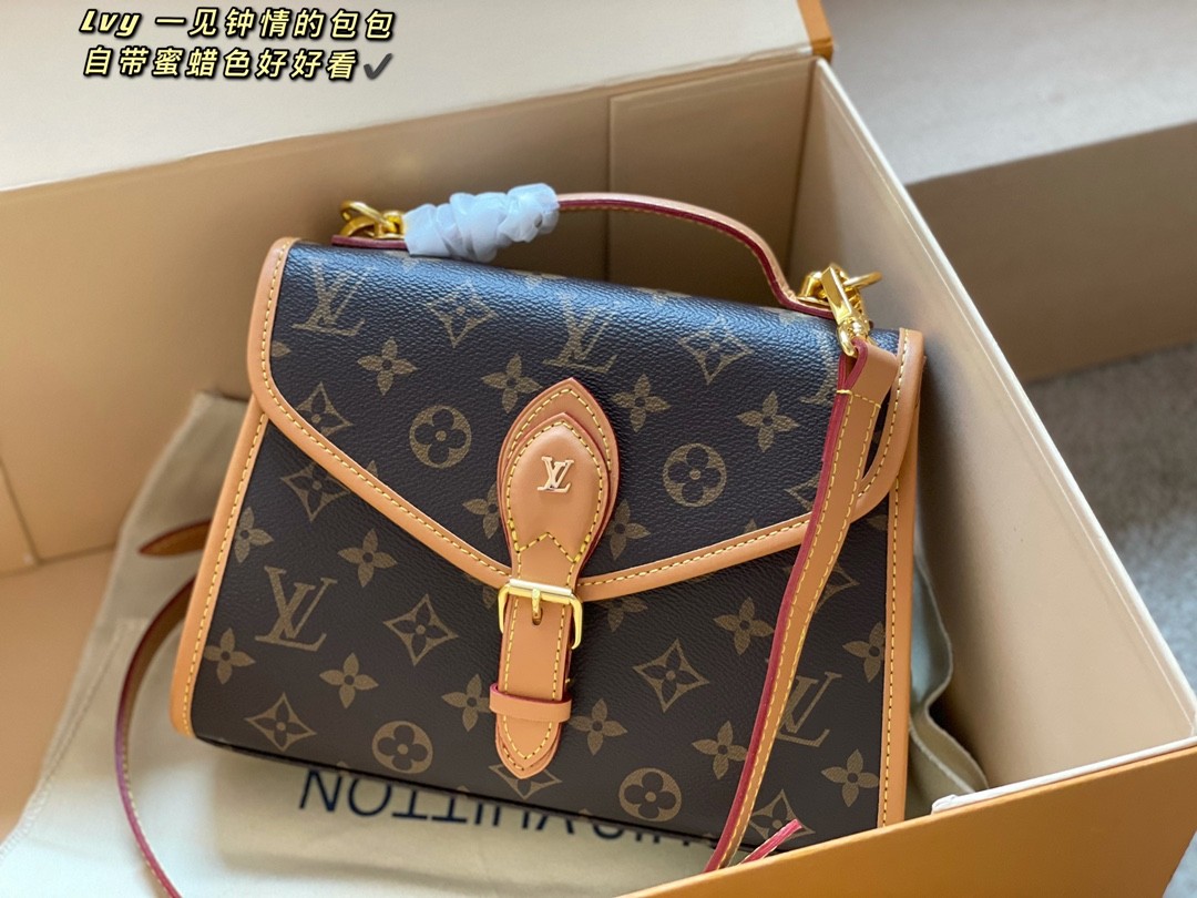 ہمیں موسم سرما میں Louis Vuitton Ivy کے ریپلیکا بیگ خریدنا چاہیے