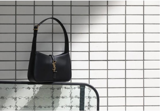 Las 14 réplicas de bolsos para las axilas que más vale la pena comprar (edición 2022) - Tienda en línea de bolsos Louis Vuitton falsos de la mejor calidad, réplica de bolsos de diseñador