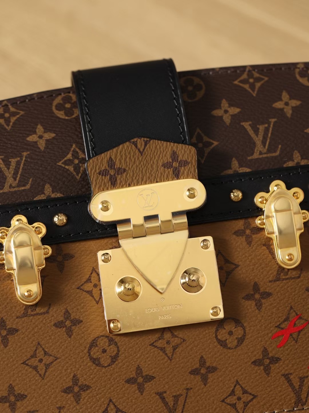 Louis Vuitton stores can not buy, why I buy top replica M43596 TRUNK CLUTCH bags? (2022 updated))-Best Quality Fake Louis Vuitton Bag Online Store, Replica designer bag ru