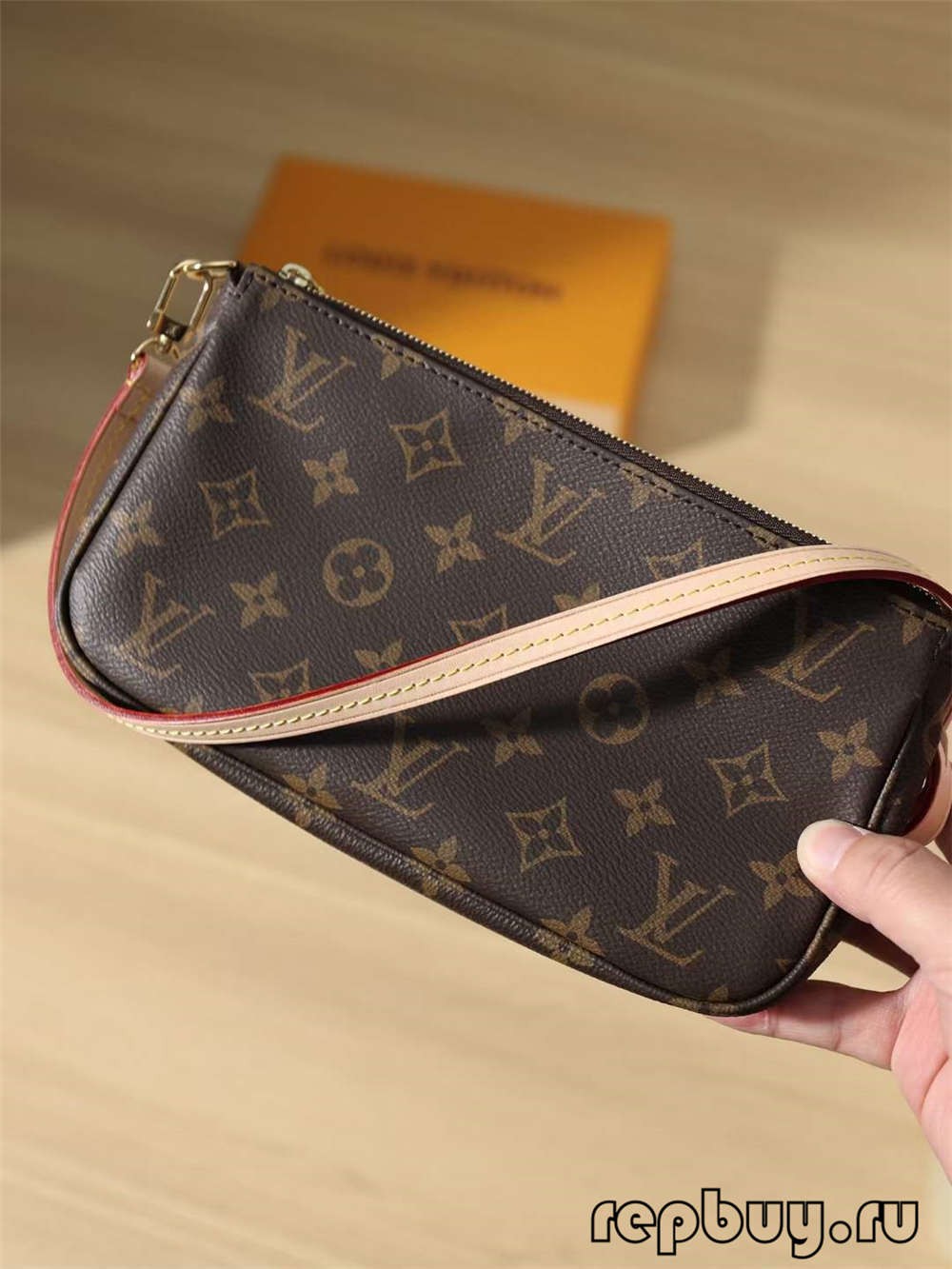 Louis Vuitton M40712 Pochette Top Replica-handtas (2022 bijgewerkt) - Beste kwaliteit nep Louis Vuitton-tas online winkel, replica designer tas ru