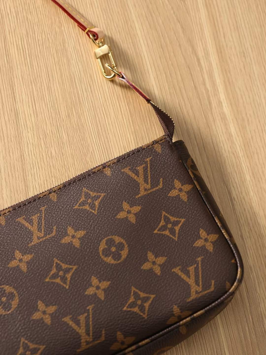 Louis Vuitton M40712 Pochette Accessoires top replica bag 23.5 x 13.5 x 4 cm (2022 Latest)-Best Quality Fake Louis Vuitton Bag Online Store, Replica designer bag ru