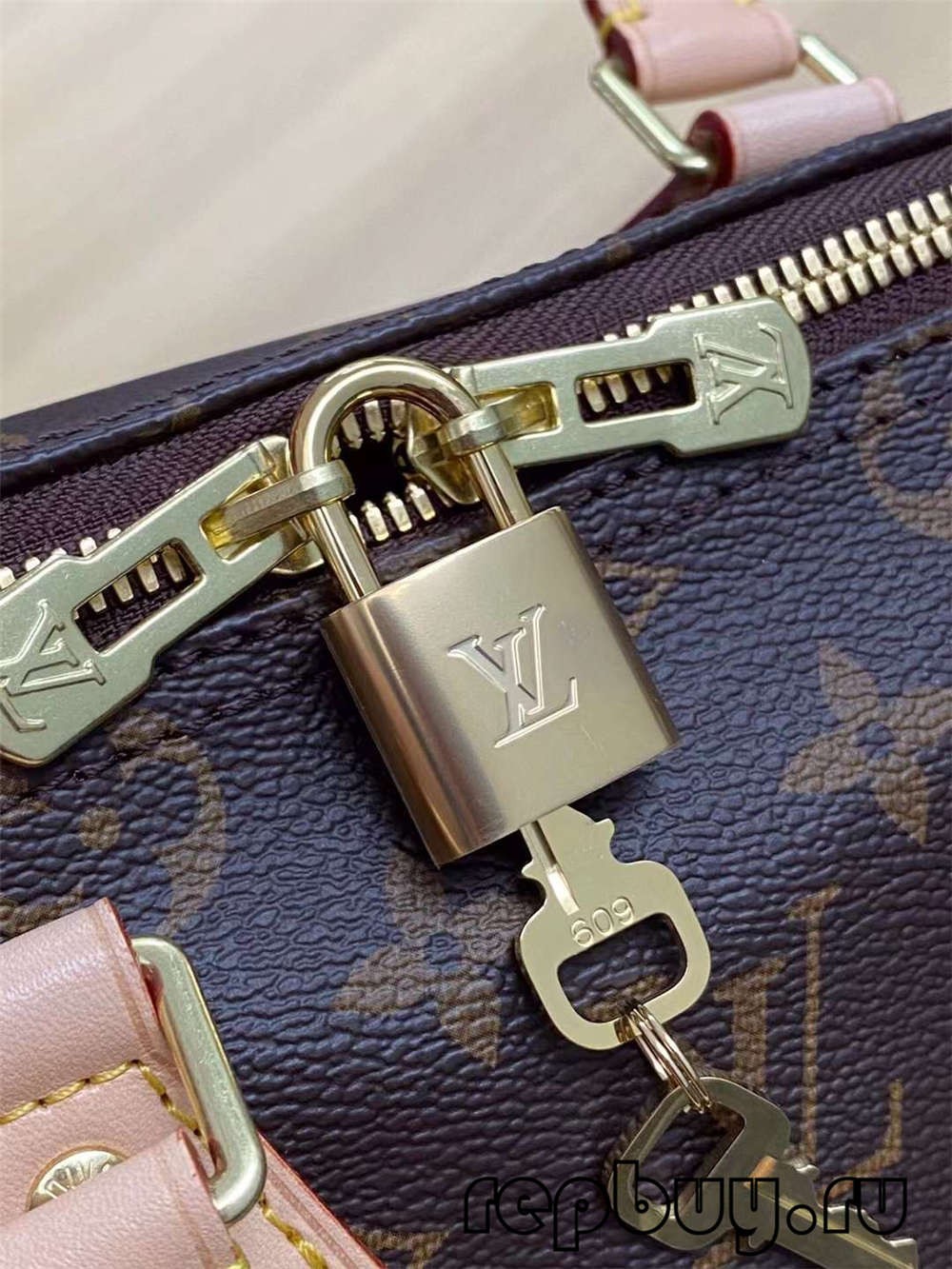 Louis Vuitton M41113 Speed 25 Top Replica Handbags Hardware Details (2022 Updated)-Best Quality Fake Louis Vuitton Bag Online Store, Replica designer bag ru