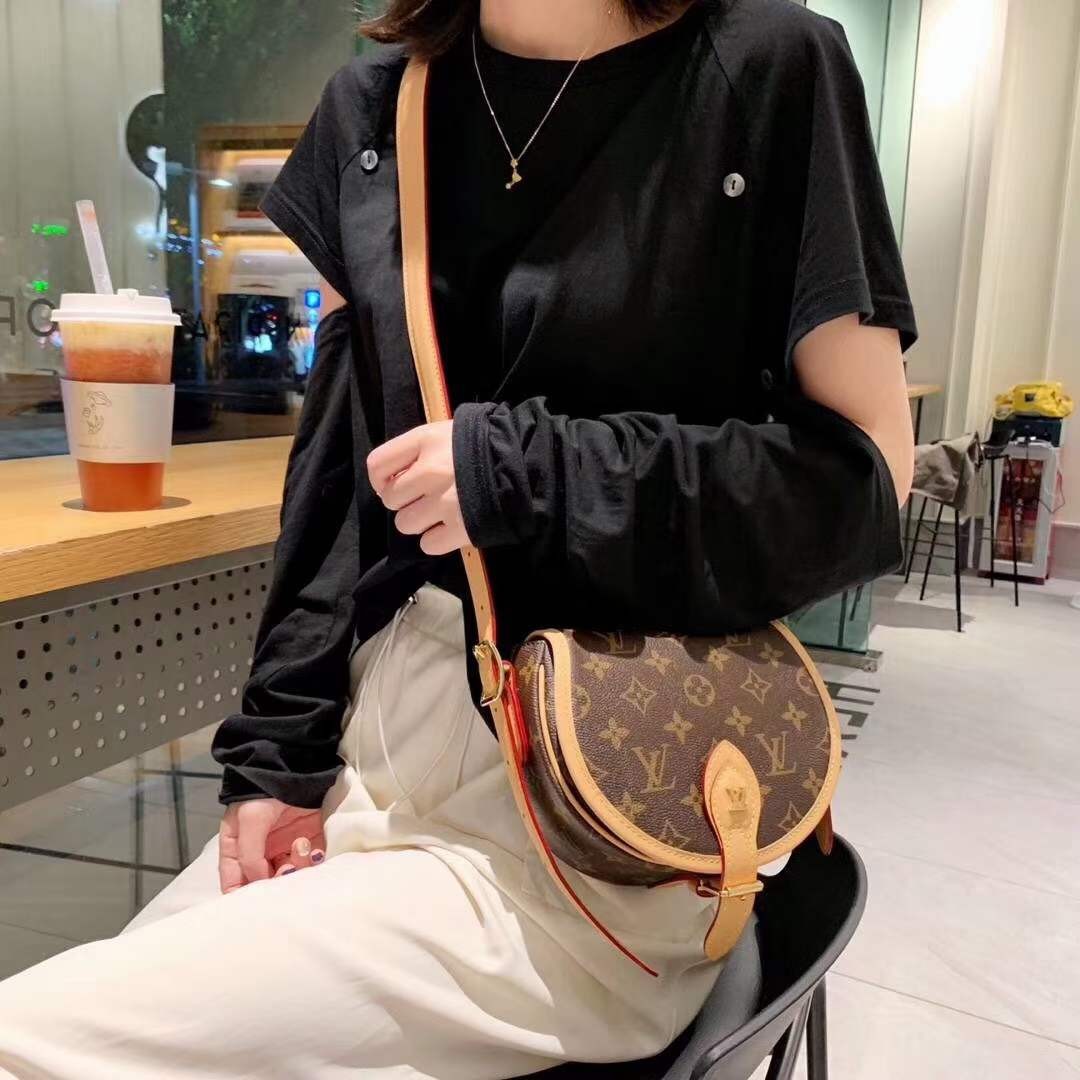 Louis Vuitton M44860 Tambourin Top Replica Handbag Top Result (2022 Edition)-Best Quality Fake Louis Vuitton Bag Online Store, Replica designer bag ru