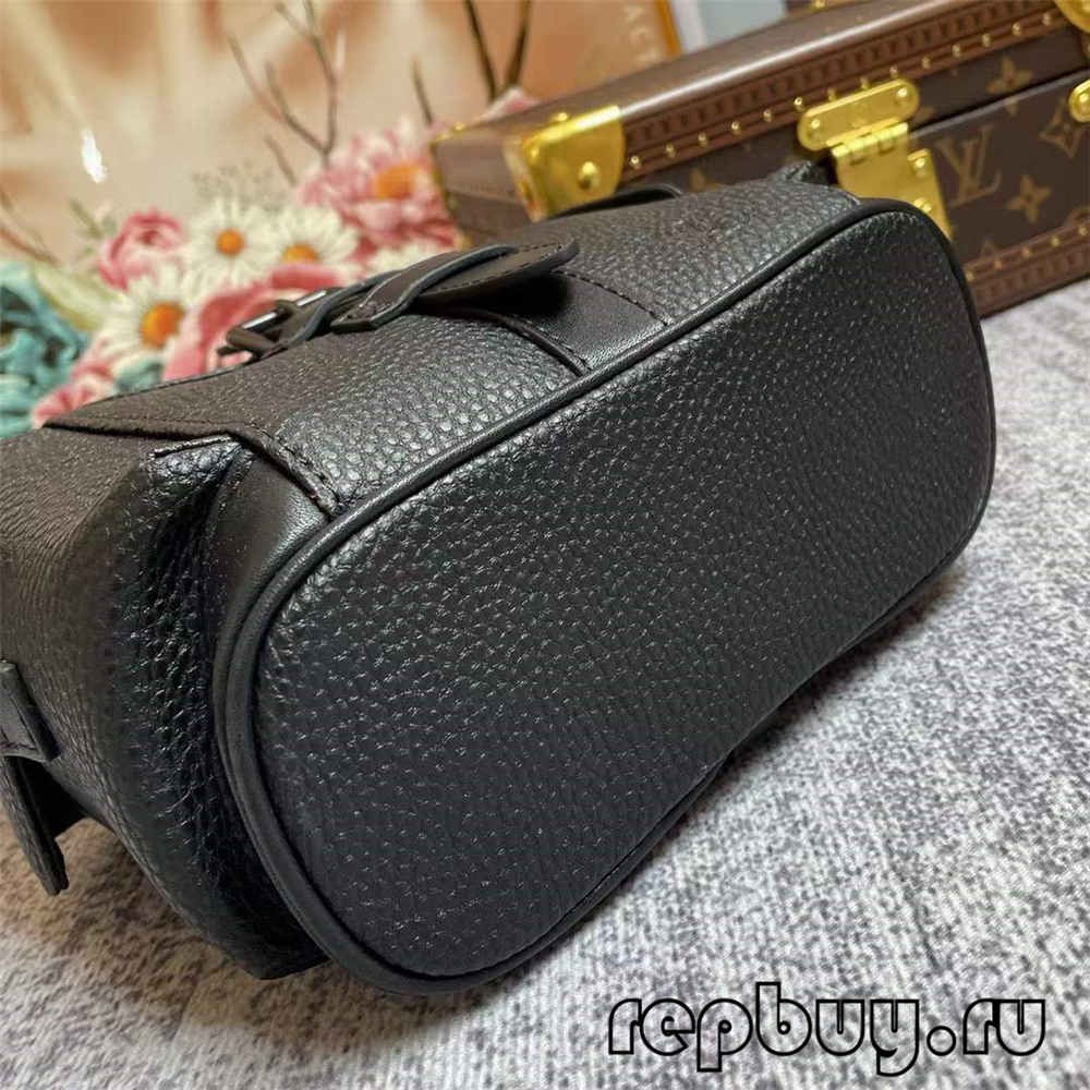 Louis Vuitton CHRISTOPHER M58495 black Best quality replica bag (2022 updated)-Best Quality Fake Louis Vuitton Bag Online Store, Replica designer bag ru