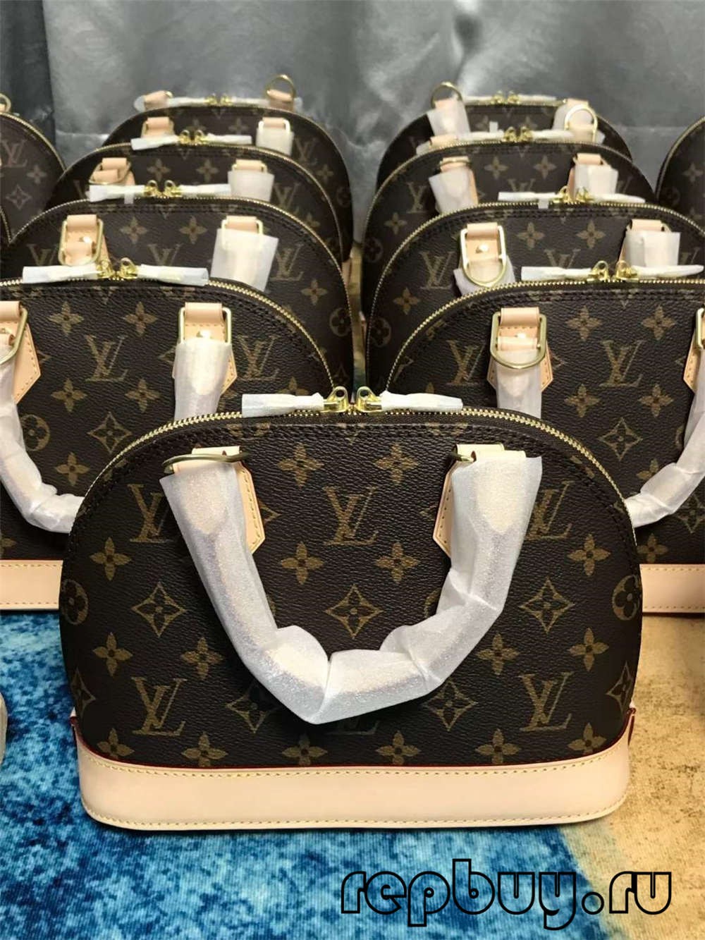 Louis Vuitton M53152 Alma BB top quality replica bags (2022 Latest)-Best Quality Fake Louis Vuitton Bag Online Store, Replica designer bag ru