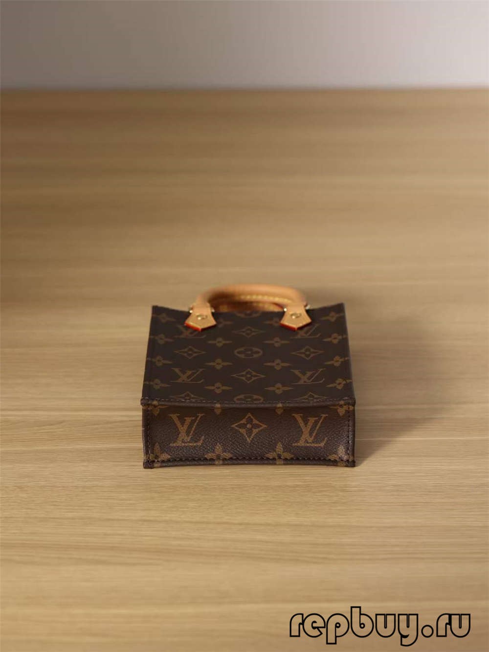 Louis Vuitton M69442 Petit Sac Plat top quality replica bags (2022 Updated)-Best Quality Fake Louis Vuitton Bag Online Store, Replica designer bag ru