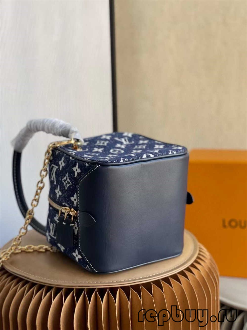 Louis Vuitton SQUARE bag M59611 top quality replica bag (2022 updated)-Best Quality Fake Louis Vuitton Bag Online Store, Replica designer bag ru