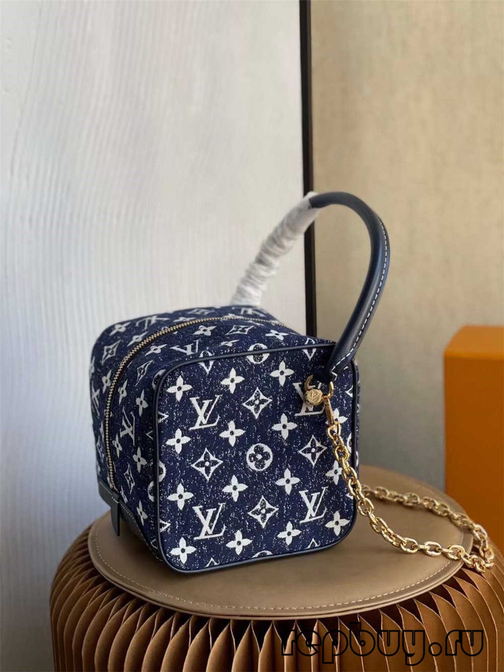 Louis Vuitton SQUARE bag M59611 top quality replica bag (2022 updated)-Best Quality Fake Louis Vuitton Bag Online Store, Replica designer bag ru