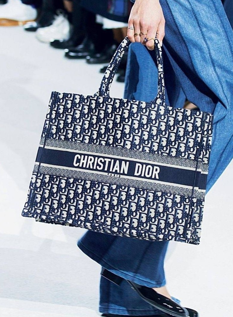 The most comprehensive Dior Book Tote introduction and replica bags buying advice (2022 update)-Best Quality Fake Louis Vuitton Bag Online Store, Replica designer bag ru