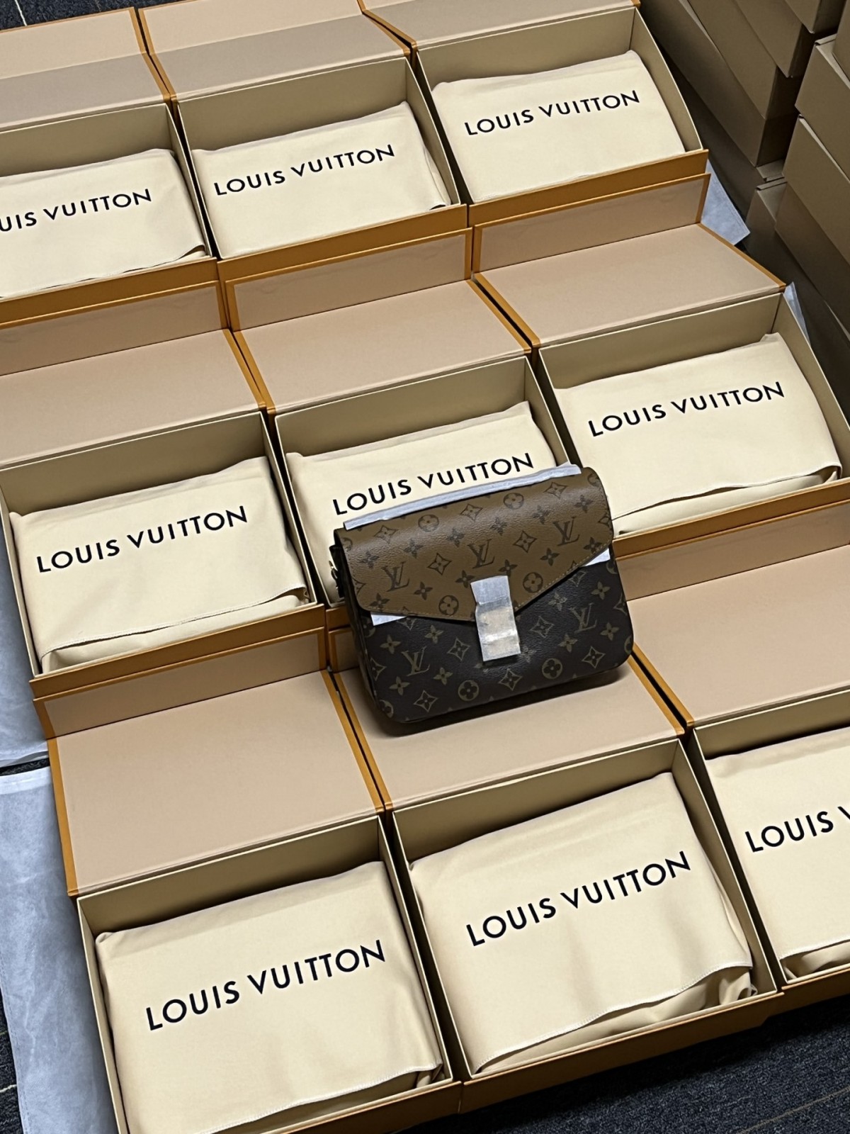 Lifetime Must Buy Designer Bag Review——Louis Vuitton M44876 Metis Bag (2022 updated)-Best Quality Fake designer Bag Review, Replica designer bag ru