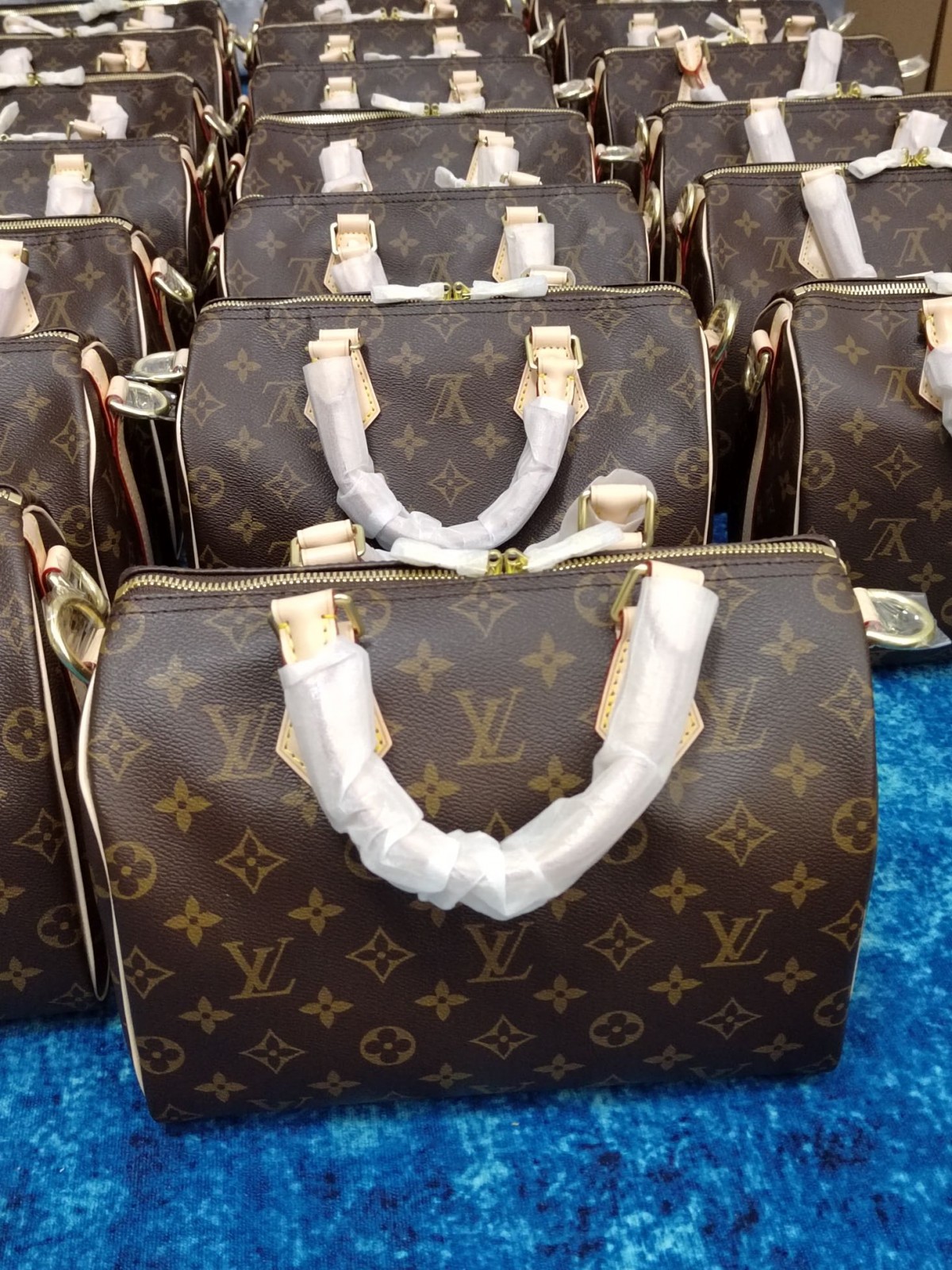 How good quality is a M41113 Speedy 25 bag? (2023 Updated)-Best Quality Fake designer Bag Review, Replica designer bag ru