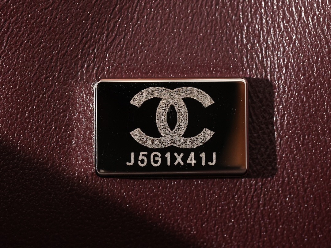 How good quality is a Shebag Chanel Classic Flap bag small size? (2023 updated)-Best Quality Fake Louis Vuitton Bag Online Store, Replica designer bag ru